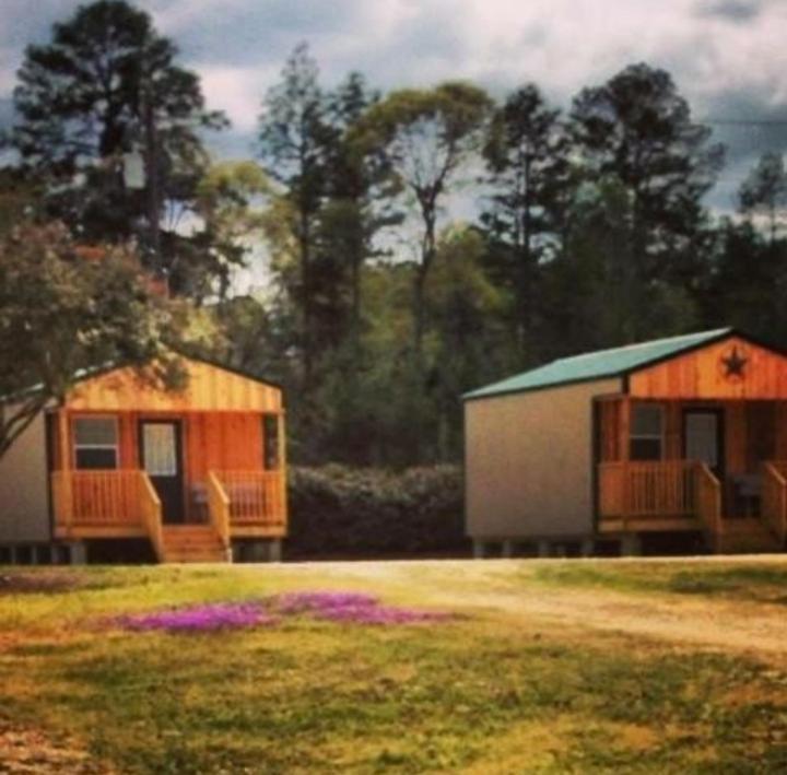 Whispering Creek Lodging & Rv Resort Newton Exterior photo
